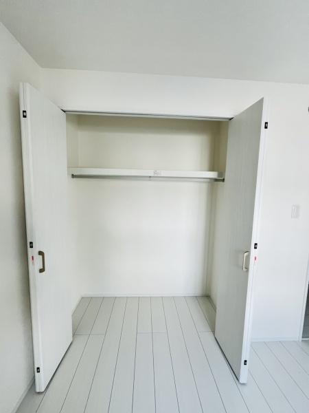 �_�ސ쌧������s�l�{��̐V�z��ˌ��Ă̎��[