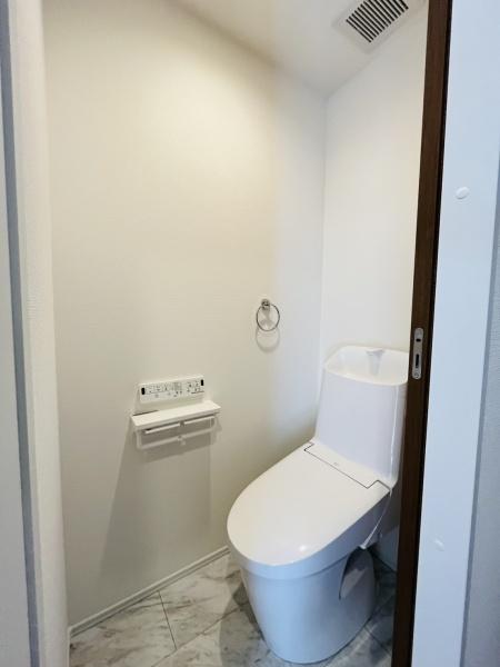 �_�ސ쌧������s�l�{��̐V�z��ˌ��Ẵg�C��