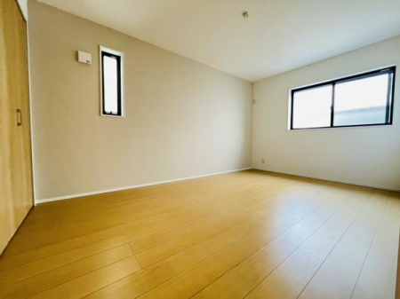 �_�ސ쌧������s�l�{��̐V�z��ˌ��Ă̗m��