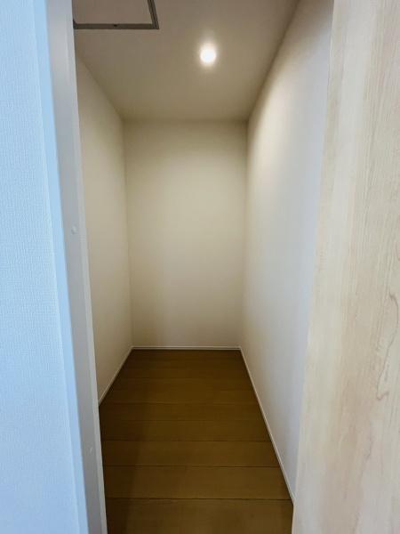 �_�ސ쌧������s�l�{��̐V�z��ˌ��Ă̎��[