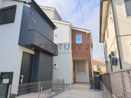 �_�ސ쌧������s�����u2���ڂ̐V�z��ˌ��Ă̌��n�O�ώʐ^