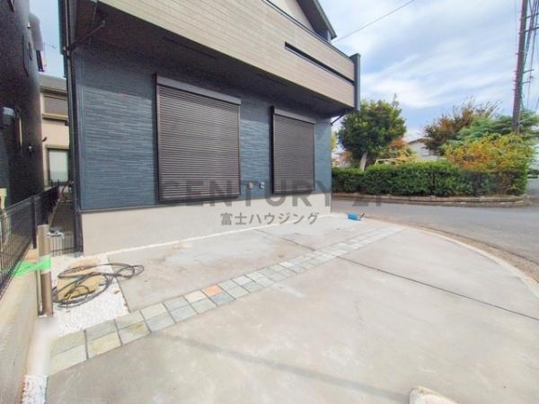 �_�ސ쌧������s���c3���ڂ̐V�z��ˌ��Ă̒��ԏ�