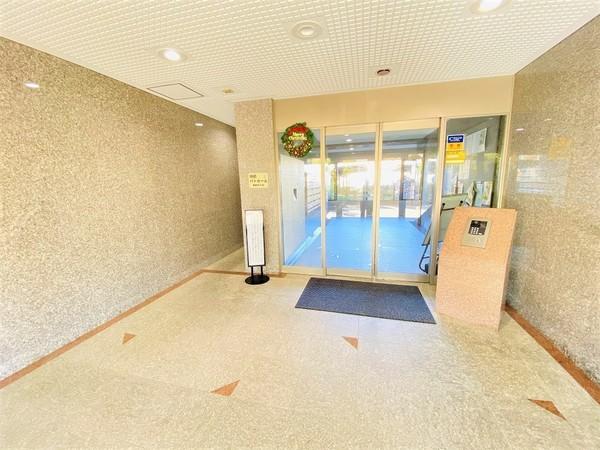 �_�ސ쌧����s�{����1���ڂ̒��Ã}���V�����̃G���g�����X