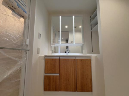 �_�ސ쌧����s�{����1���ڂ̒��Ã}���V�����̐��ʑ�E���ʏ�