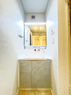 _ސ쌧s1ڂ̒ÈˌĂ̐ʑEʏ