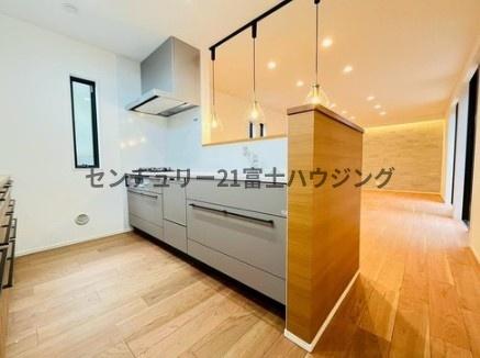 _ސ쌧qs򖾎4ڂ̐VzˌẴLb`