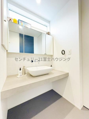 _ސ쌧sac1ڂ̒ÈˌĂ̐ʑEʏ