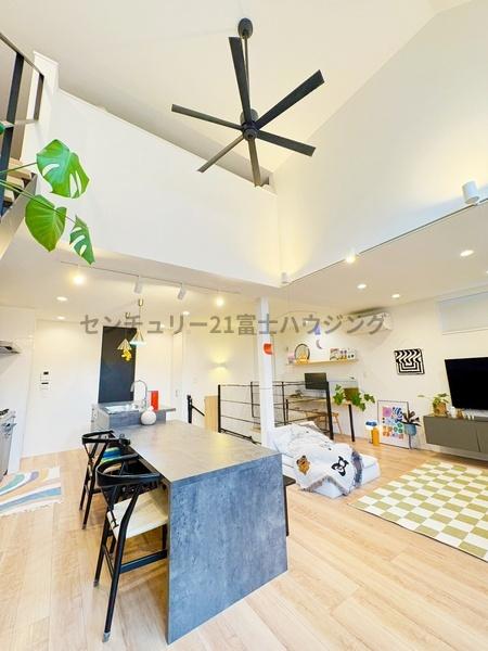 _ސ쌧sac1ڂ̒ÈˌẴrO