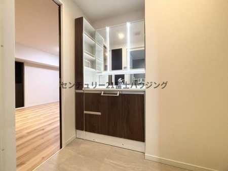 _ސ쌧s 669-4̒Ã}V̐ʑEʏ