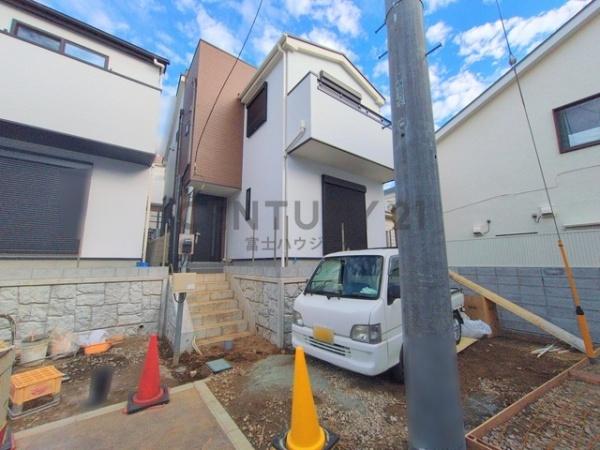 �_�ސ쌧������s�l�{��̐V�z��ˌ��Ẳ摜