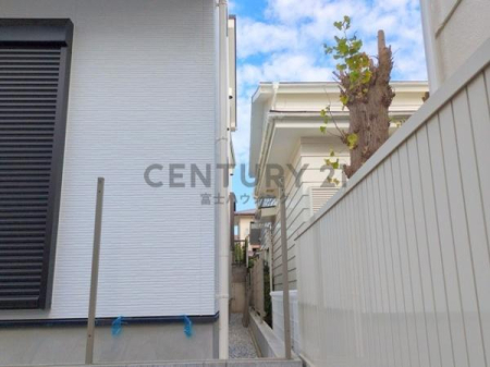 �_�ސ쌧������s�l�{��̐V�z��ˌ��Ă̂��̑����n