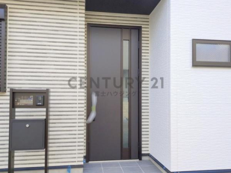 �_�ސ쌧������s�l�{��̐V�z��ˌ��Ẳ摜