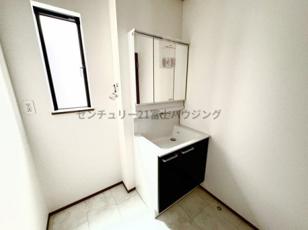 _ސ쌧sCݓ4ڂ̐VzˌĂ̐ʑEʏ