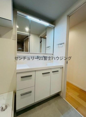 _ސ쌧qsz3ڂ̒Ã}V̐ʑEʏ