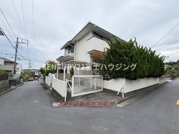 _ސ쌧qsz̓yn̑OʓH܂ތnʐ^