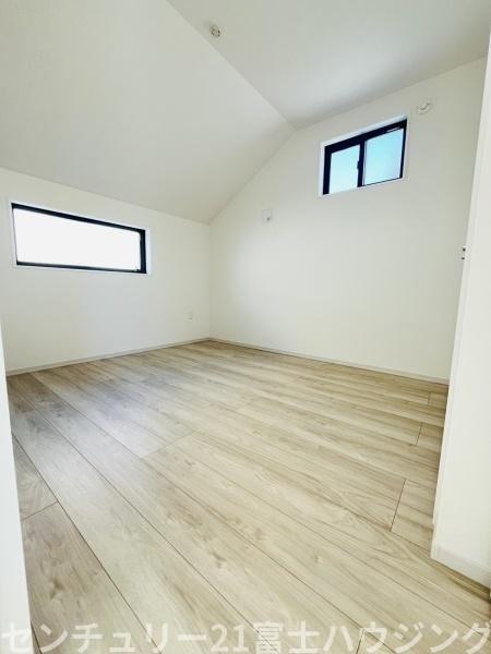 �_�ސ쌧������s�����u�̐V�z��ˌ��Ă̗m��