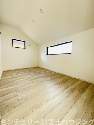 �_�ސ쌧������s�����u�̐V�z��ˌ��Ă̗m��