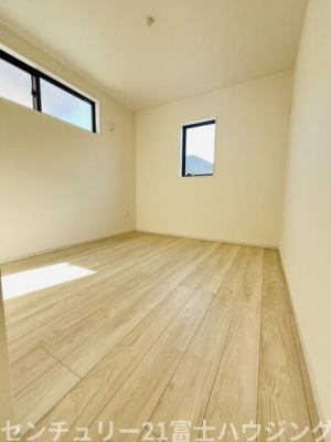 �_�ސ쌧������s�����u�̐V�z��ˌ��Ẳ摜