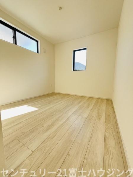 �_�ސ쌧������s�����u�̐V�z��ˌ��Ẳ摜