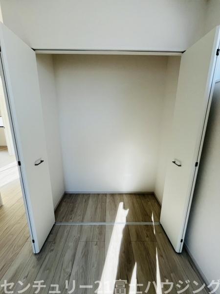 �_�ސ쌧������s�����u�̐V�z��ˌ��Ă̎��[