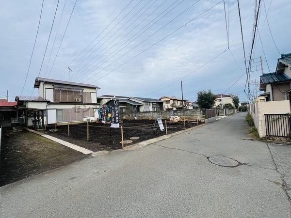 _ސ쌧sq̓yn̑OʓH܂ތnʐ^