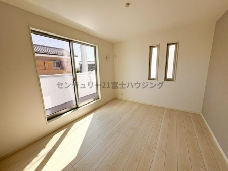 �_�ސ쌧������s����2���ڂ̐V�z��ˌ��Ă̗m��