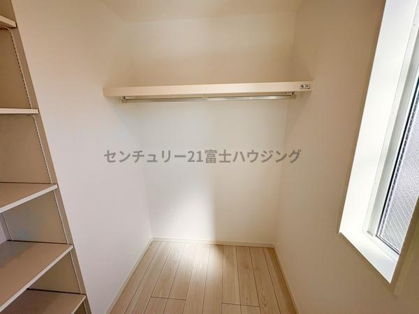 �_�ސ쌧������s����2���ڂ̐V�z��ˌ��Ă̎��[