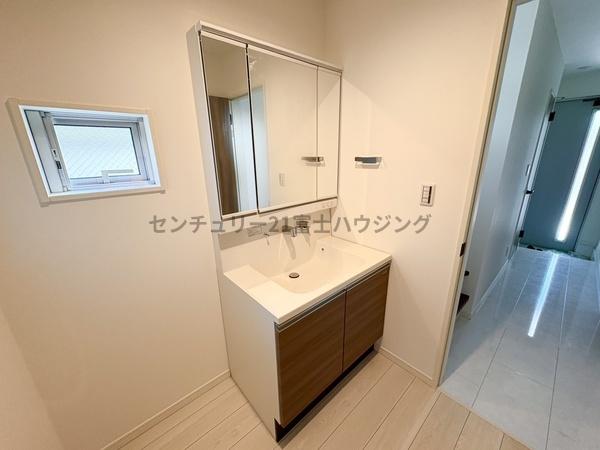 �_�ސ쌧������s����2���ڂ̐V�z��ˌ��Ă̐��ʑ�E���ʏ�