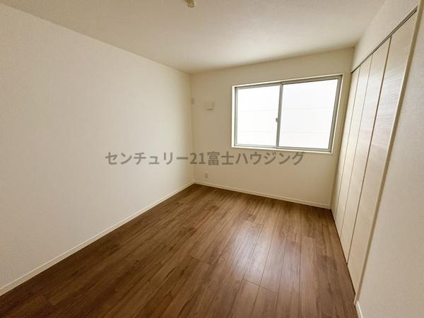 �_�ސ쌧������s����2���ڂ̐V�z��ˌ��Ẵ��r���O�ȊO�̋���