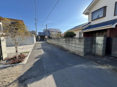 �_�ސ쌧������s���C��3���ڂ̓y�n�̑O�ʓ��H�܂ތ��n�ʐ^