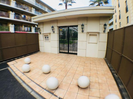 �_�ސ쌧����s�ғ����C��3���ڂ̒��Ã}���V�����̂��̑����n