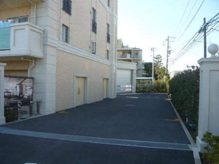 �_�ސ쌧����s�ғ����C��3���ڂ̒��Ã}���V�����̉摜