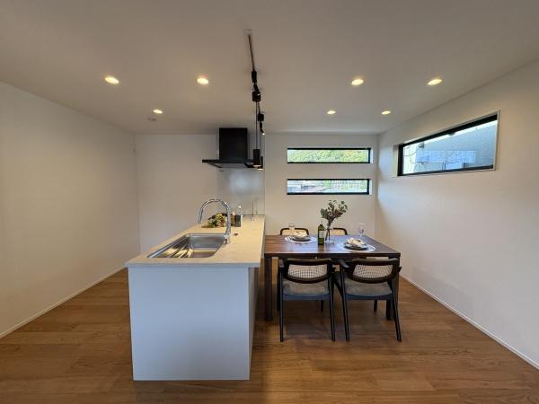 �_�ސ쌧����s���̐V�z��ˌ��ẴL�b�`��