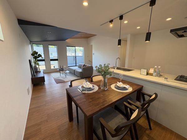 �_�ސ쌧����s���̐V�z��ˌ��ẴL�b�`��