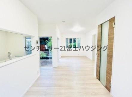 _ސ쌧sCݖk5ڂ̒ÈˌẴrO