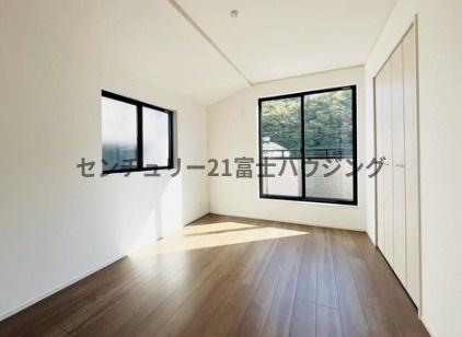 �_�ސ쌧����s���̐V�z��ˌ��Ă̗m��