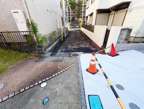 _ސ쌧ˎsd璬̐VzˌĂ̑OʓH܂ތnʐ^