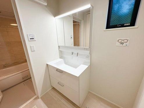 _ސ쌧ˎsd璬̐VzˌĂ̐ʑEʏ