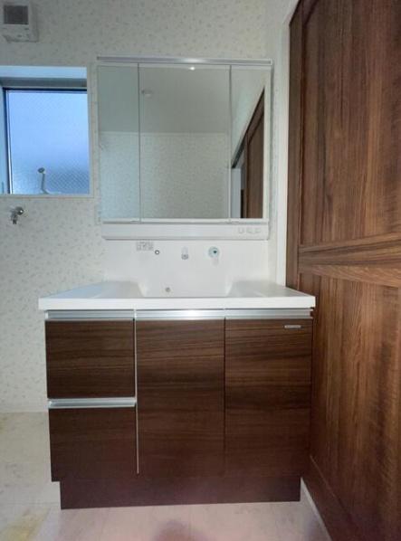 �_�ސ쌧������s�\�ԍ�2���ڂ̒��È�ˌ��Ă̐��ʑ�E���ʏ�