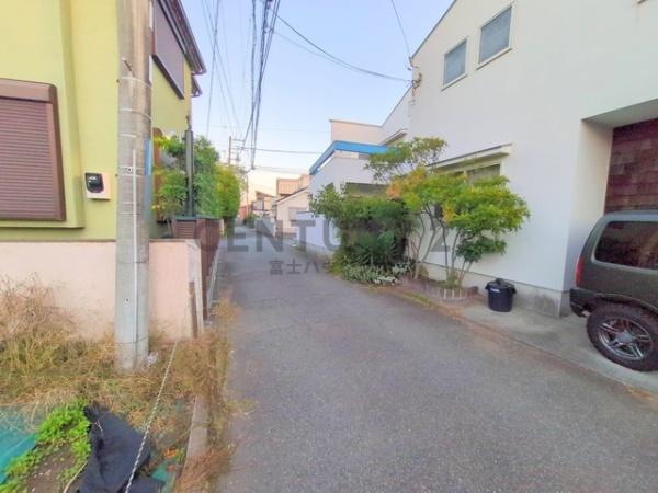 _ސ쌧s2ڂ̓yn̑OʓH܂ތnʐ^