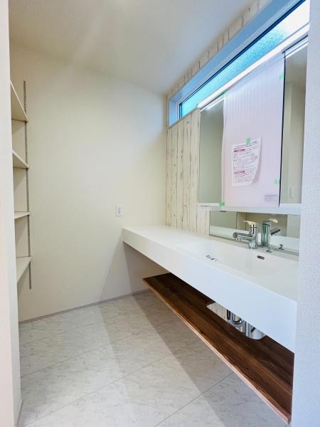 �_�ސ쌧������s�����u2���ڂ̐V�z��ˌ��Ă̐��ʑ�E���ʏ�