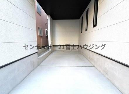 _ސ쌧s5ڂ̐VzˌĂ̒ԏ