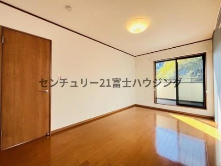 �_�ސ쌧����s����4���ڂ̒��È�ˌ��Ă̗m��