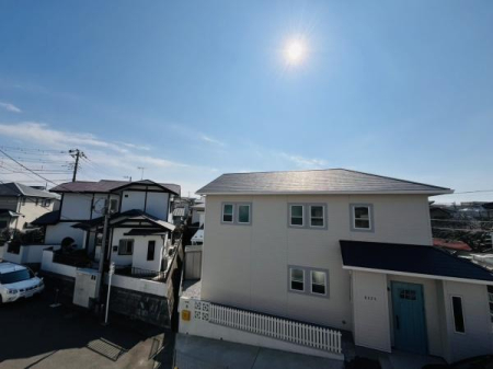 �_�ސ쌧������s���6���ڂ̐V�z��ˌ��Ă̏Z�˂���̒��]�ʐ^