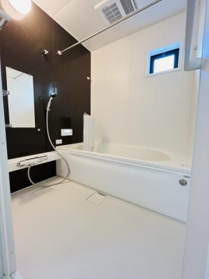 �_�ސ쌧������s���6���ڂ̐V�z��ˌ��Ă̗���