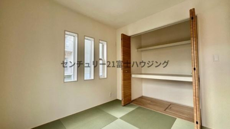 �_�ސ쌧������s�����u2���ڂ̐V�z��ˌ��Ă̘a��