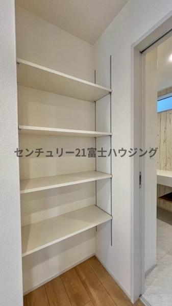 �_�ސ쌧������s�����u2���ڂ̐V�z��ˌ��Ă̎��[