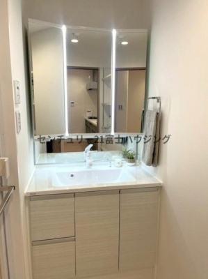 _ސ쌧qs{1ڂ̒Ã}V̐ʑEʏ