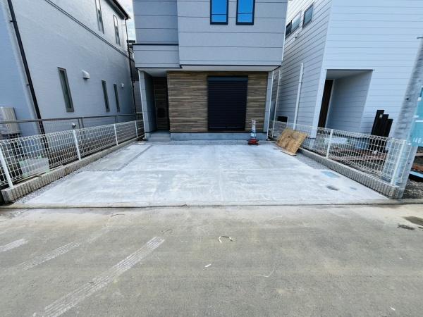 �_�ސ쌧������s����1���ڂ̐V�z��ˌ��Ă̒��ԏ�