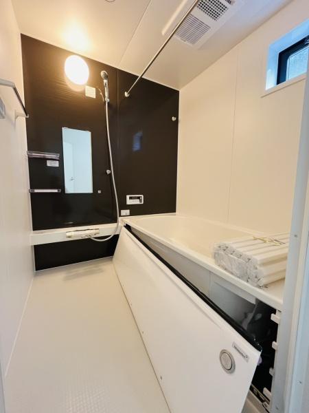 �_�ސ쌧������s����1���ڂ̐V�z��ˌ��Ă̗���